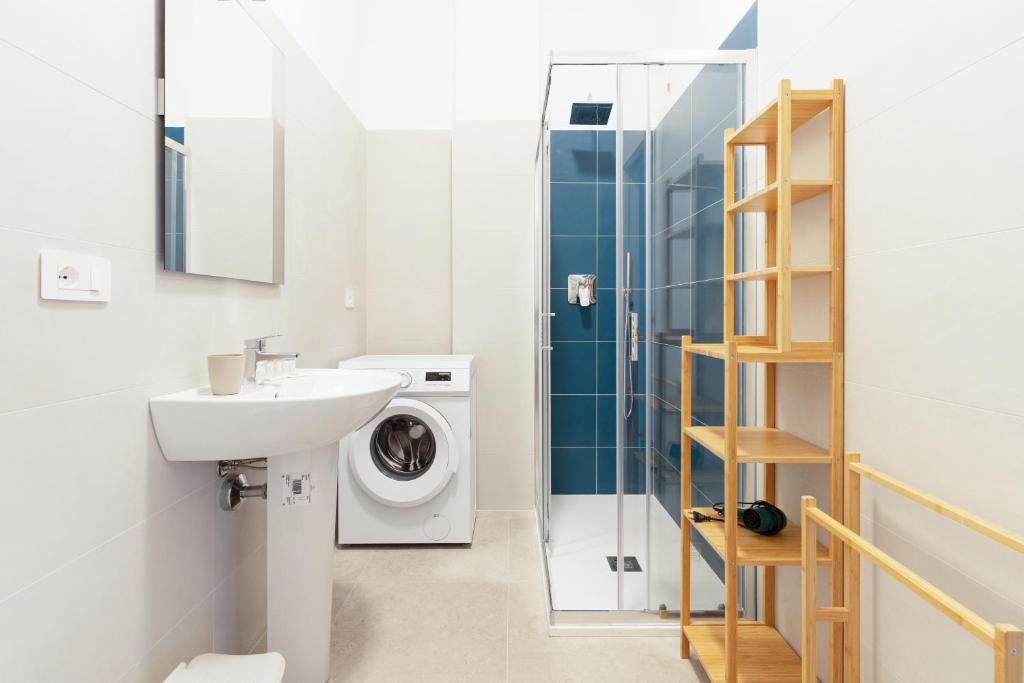GuestHost - Comfy Flat near Gambara MM1 - 5