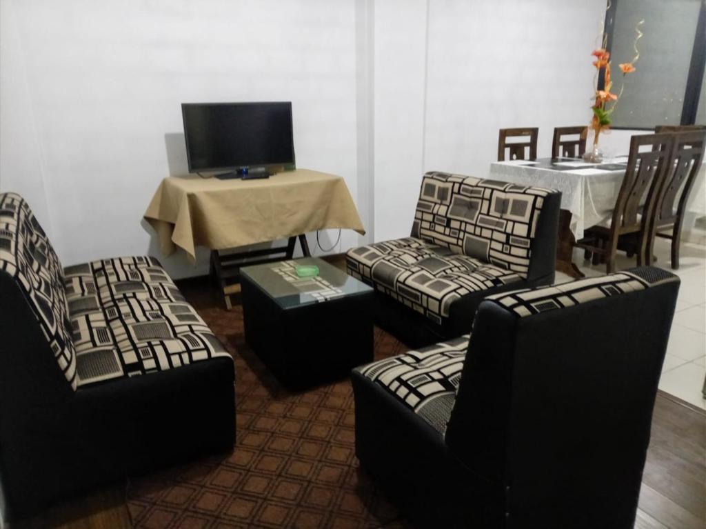 Departamento Independiente cerca al Cine Center HC - 5
