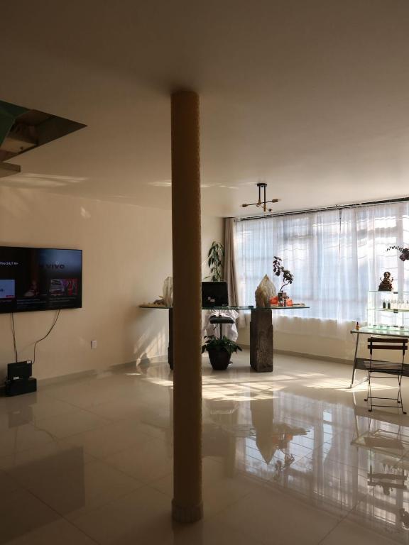 Kenka Luna Yoga Room