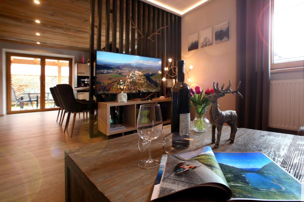 Facilities, Annika Apartments summer card included in Zell Am See
