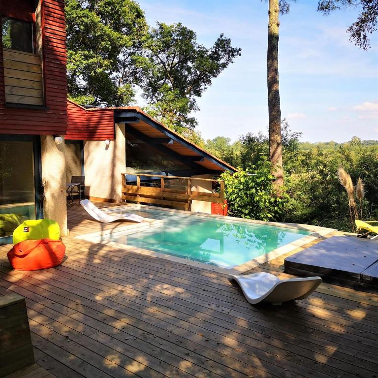 Belle maison spacieuse avec piscine et spa proche des plages - 1