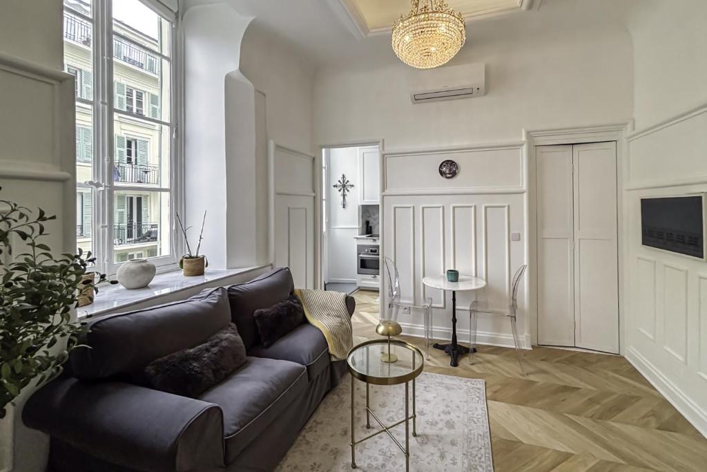 #59 Staywizus - Duplex Massena 1 BDR AC - 5 mins walk to Sea - 2