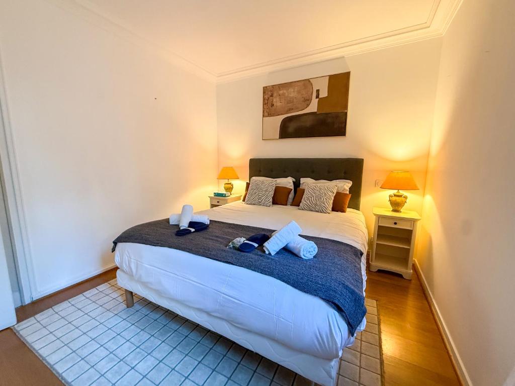 Central Cannes Apartment with Private Terrace - 5 Min to Croisette - ID1009 - 5