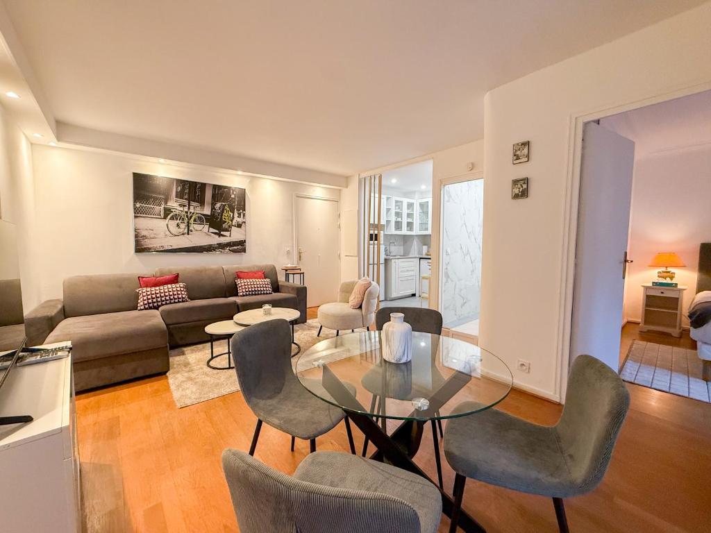Central Cannes Apartment with Private Terrace - 5 Min to Croisette - ID1009 - 4