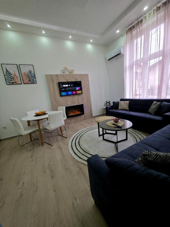 Luxury Old Town Apartment Fireplace, Baščaršija, Fast WiFi - 2