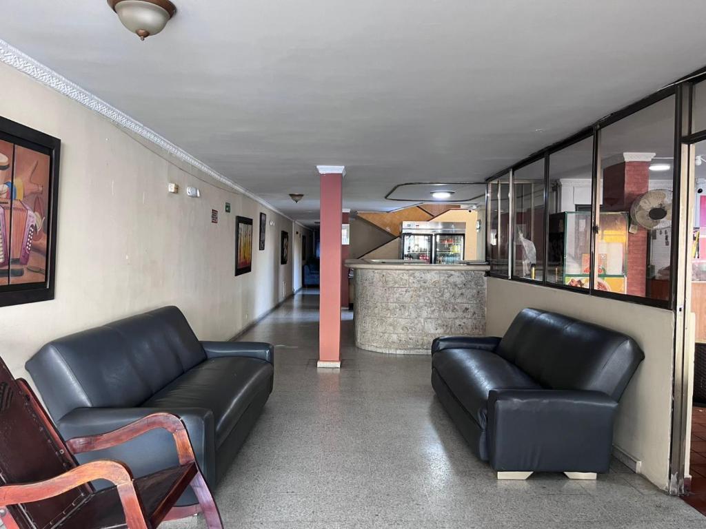 Hotel Danes Barranquilla - 4