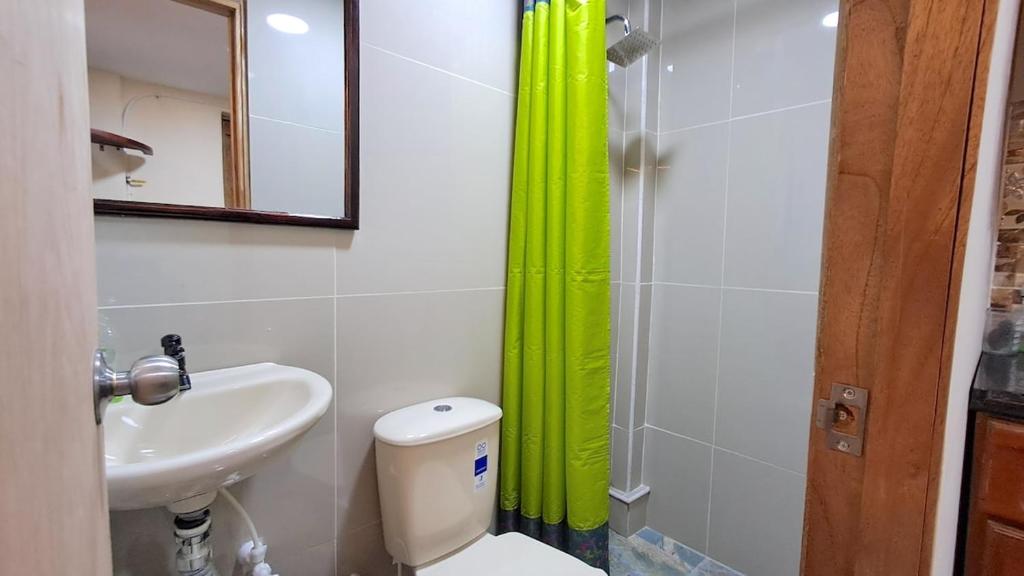 Laureles Estadio Studio Apartment to 8 people - 2