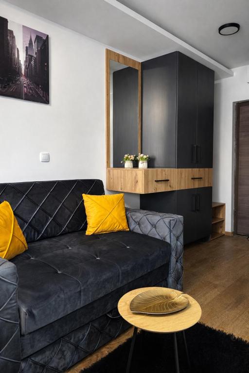 Golden Panorama Apartment & Spa - 2