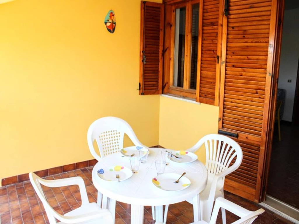 Apartment with balcony and parking space - 5