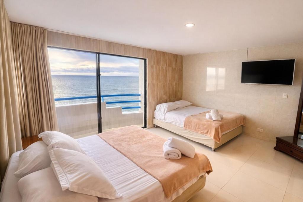 Luxury oceanfront apartment in Cartagena laguito - 1