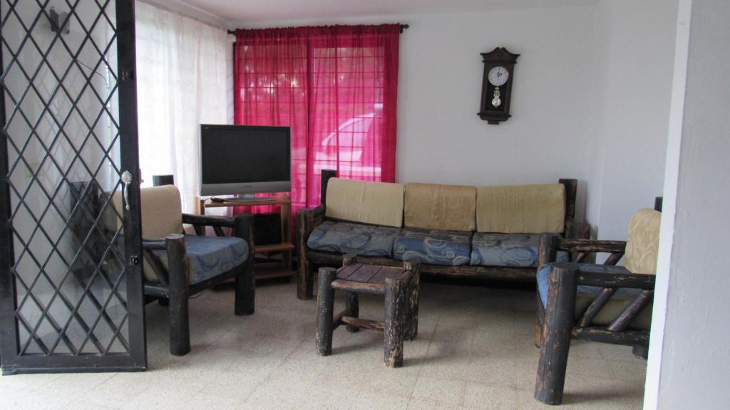 Casa Amarilla - 2