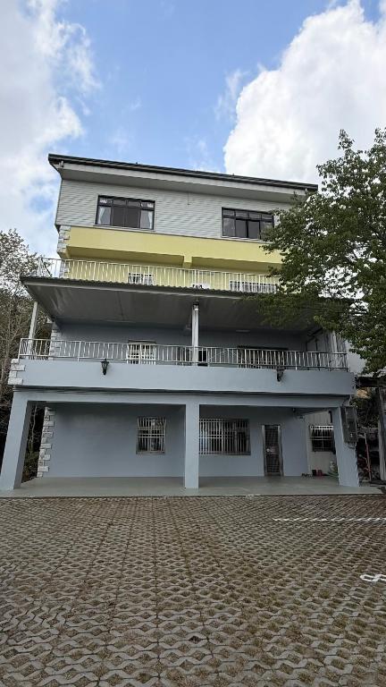 Lanting Yazhu B&B