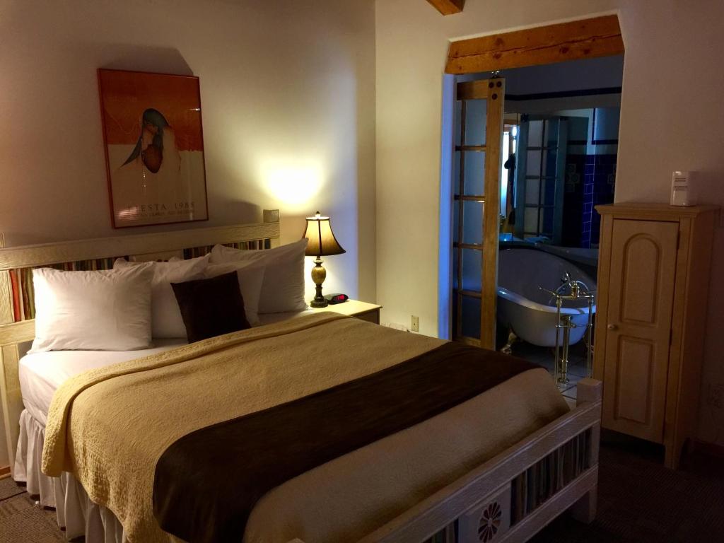 Guadalupe Inn photo