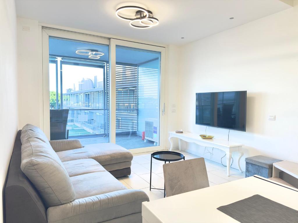 Isola Blu Luxury Apartment - 2
