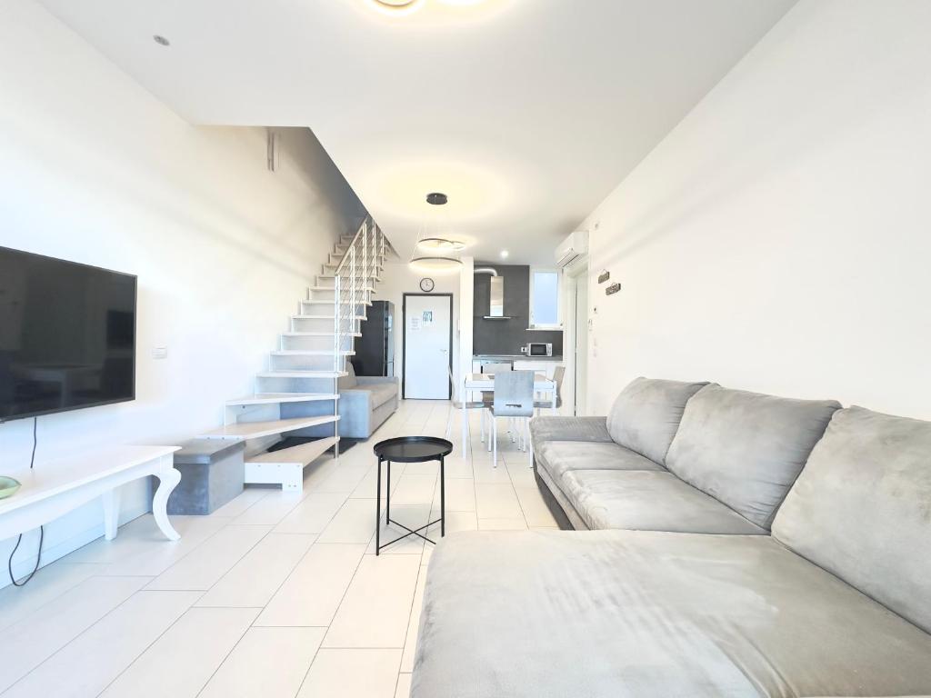 Isola Blu Luxury Apartment - 1