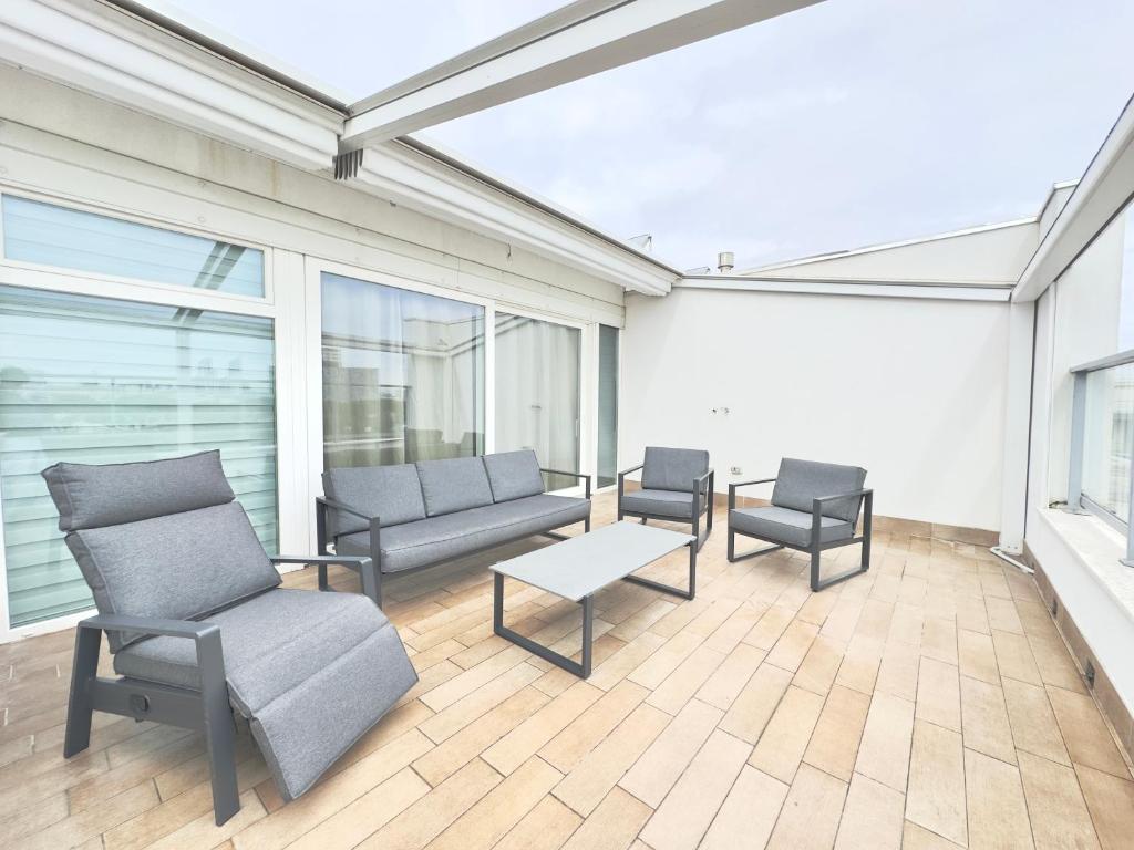 Isola Blu Luxury Apartment - 5