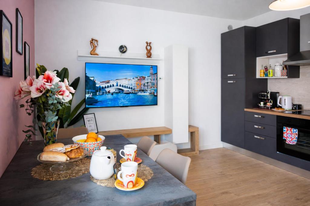 Dimora Zattere Private Free Parking Venice 15' - 3