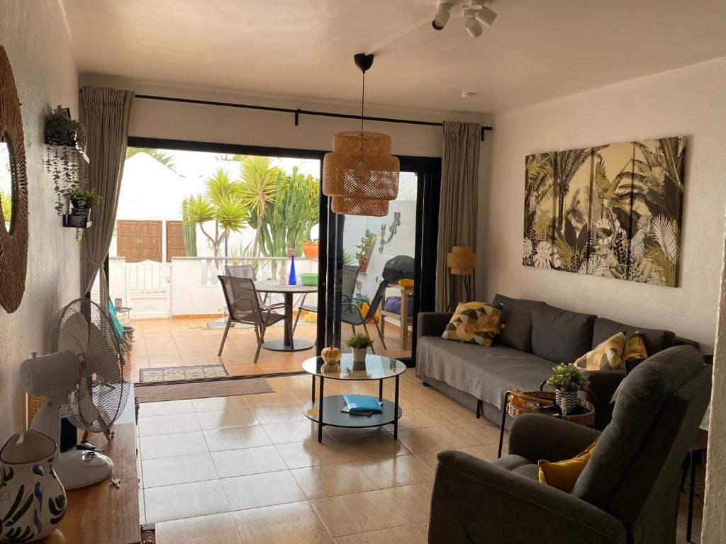 One bedroom bungalow Playa Bastian Costa Teguise - 2