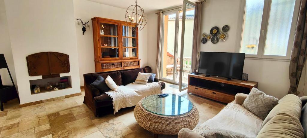 House 5p with garden and pool aircon - 1