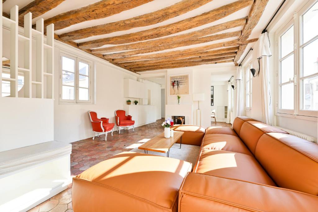 Hôtel des Invalides 3-Bedroom Apartment with Netflix - 5