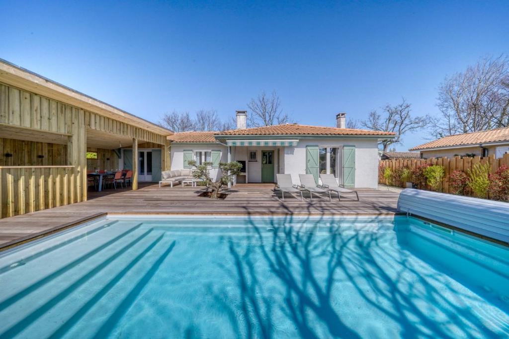 Maison Azuréa – Piscine et Bassin - 1