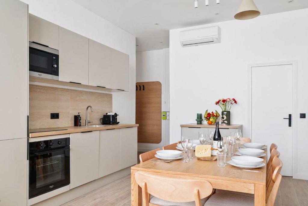 TheBlueStay 263 - Spacious Apt in Paris 15 - AC - 4