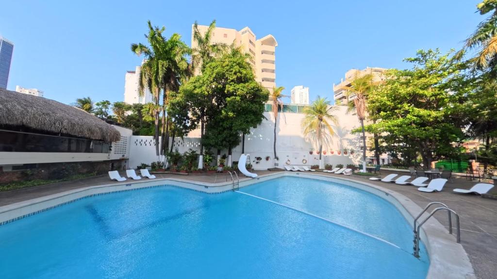 Hotel Bahia Cartagena - 1