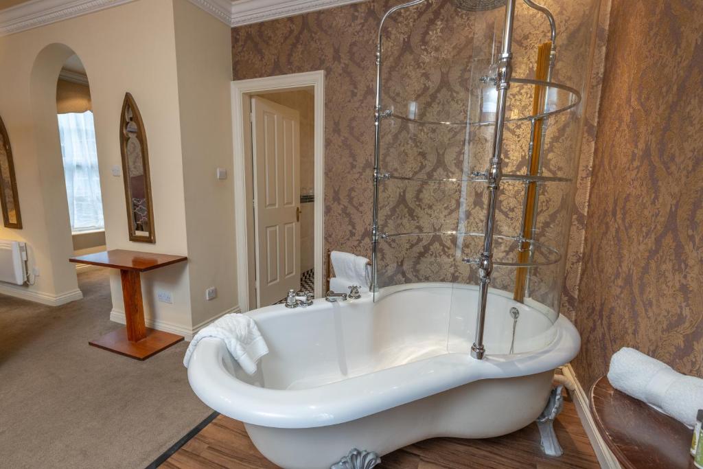 Ringwood Hall Hotel & Spa photo 5