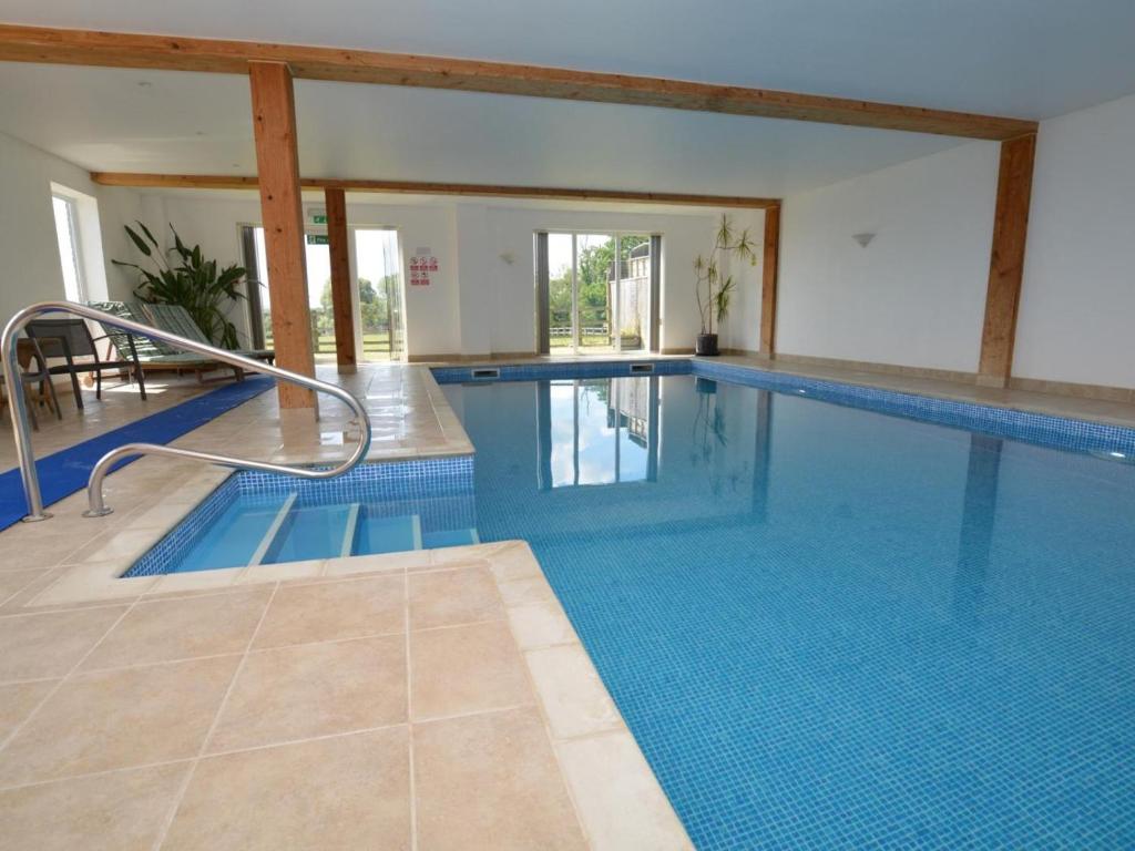 3 Bed Cottage Sherborne - photo 4