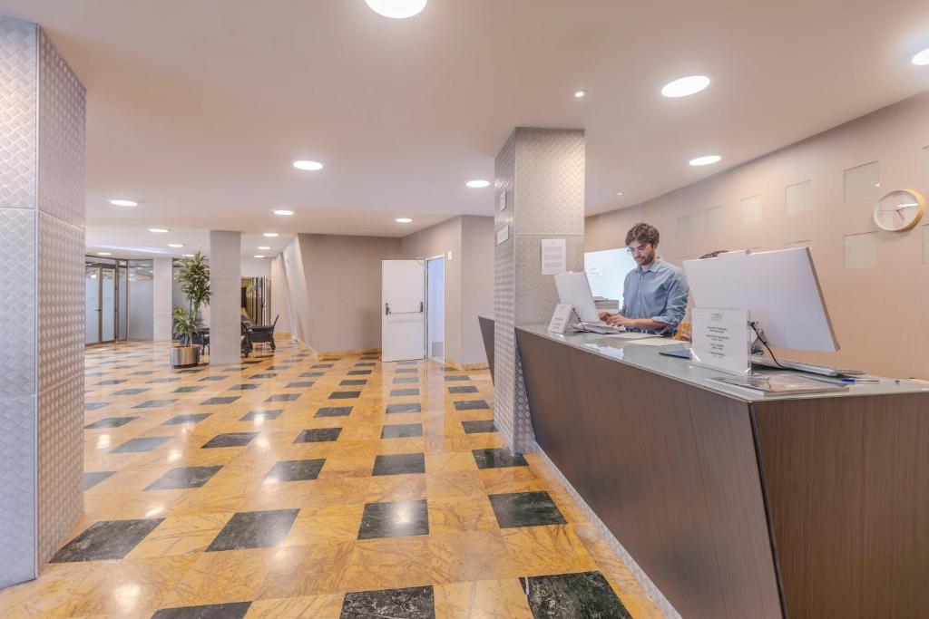 BLUESEA Brisa Roquetas — Hotel building in Roquetas de Mar, Andalusia