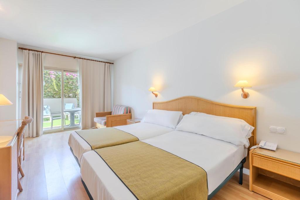 BLUESEA Brisa Roquetas — Hotel rooms in Roquetas de Mar, Andalusia