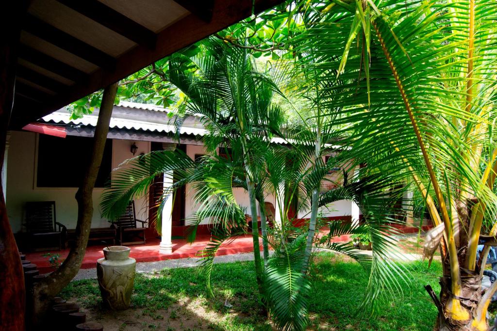 Sigiriya Samanala Guest photo