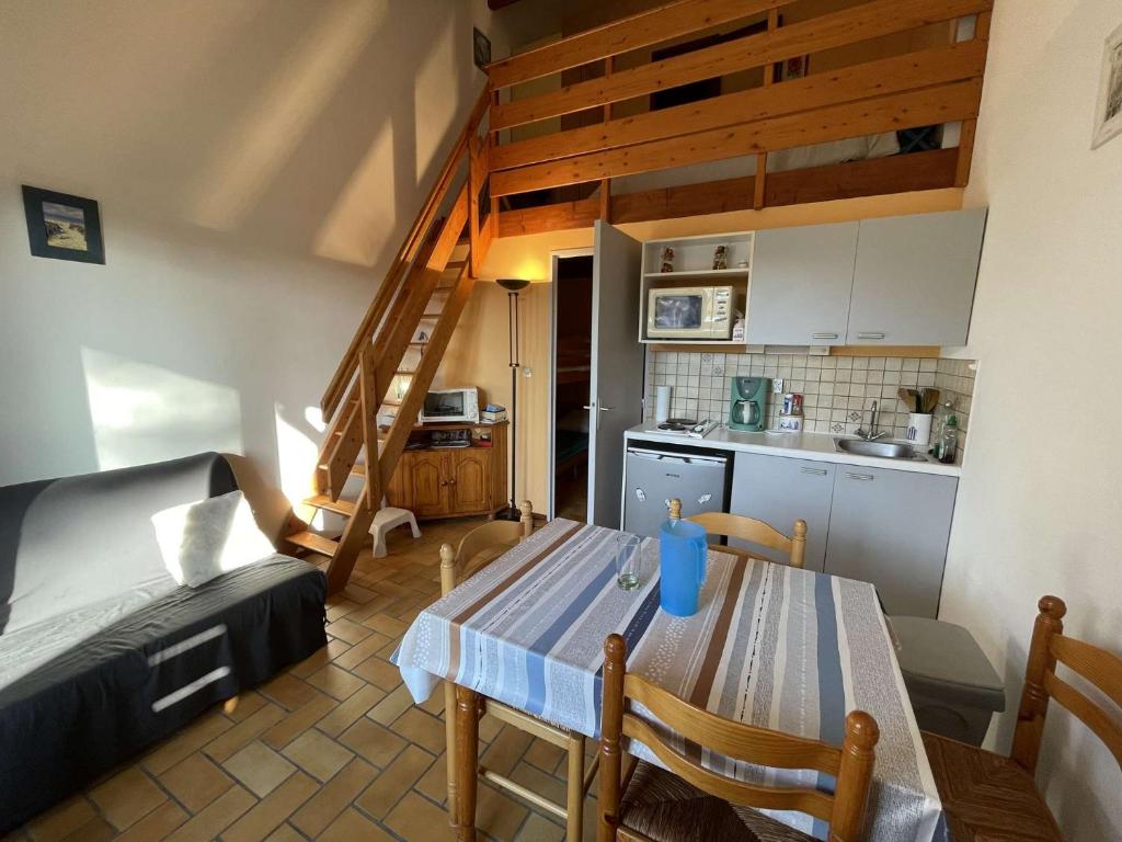 SJ400-088 - Mais Studio cabine et mezzanine 4 couchages SAINT JEAN DE MONTS - 2