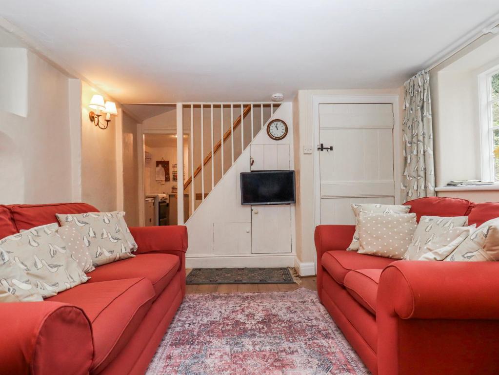 Yew Tree Cottage, Dartmouth photo 2
