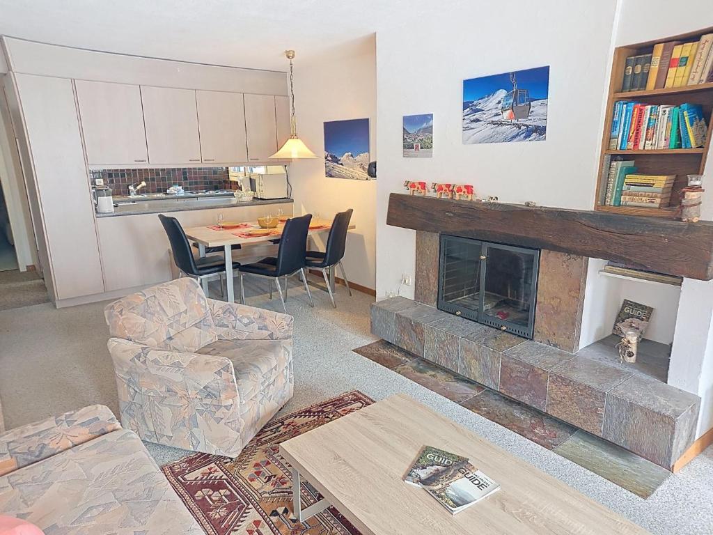 Apartment Curnera 9-4 by Interhome - 3