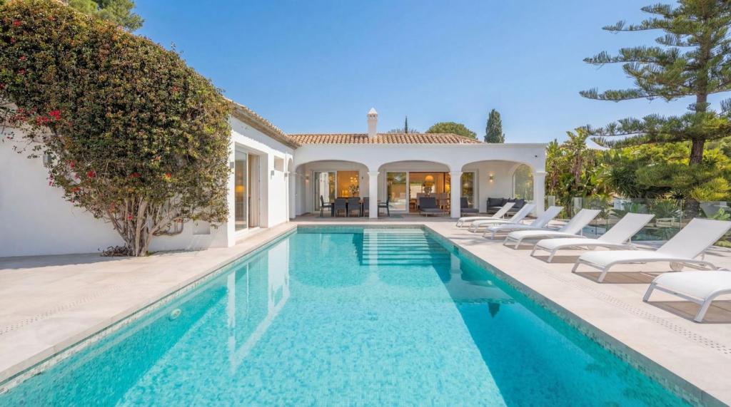 VACATION MARBELLA I Villa Promise, Private Hot Tub, Turquoise Pool, Sauna, Turkish Bath, GYM, Close to Golfs - 1