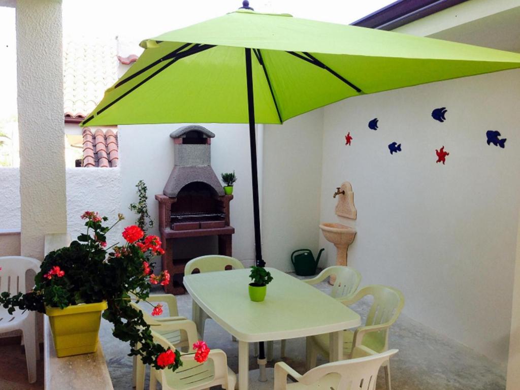 Apartment Große Wohnung in Balestrate mit Grill und Garten by Interhome - 1