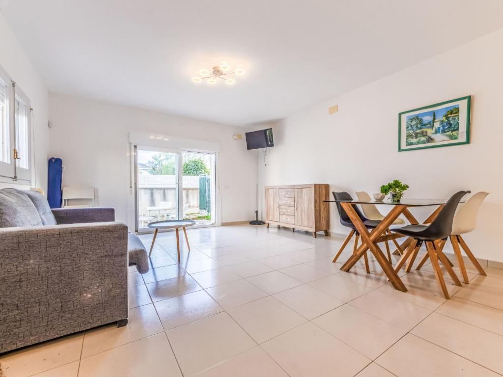 Apartment Higini Angles-3 by Interhome - 3