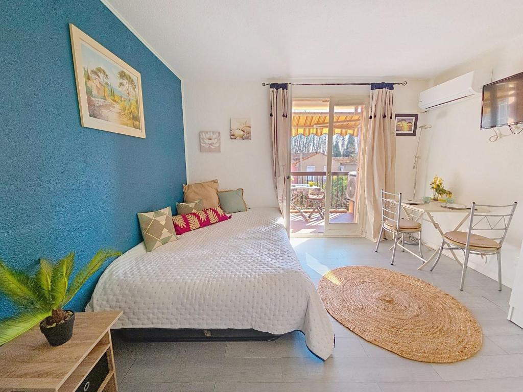 Studio Les Flamants Roses by Interhome - 2