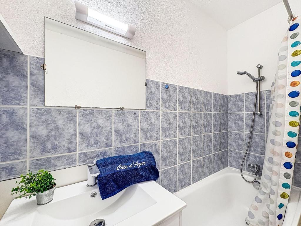Studio Le Saint François-4 by Interhome - 5