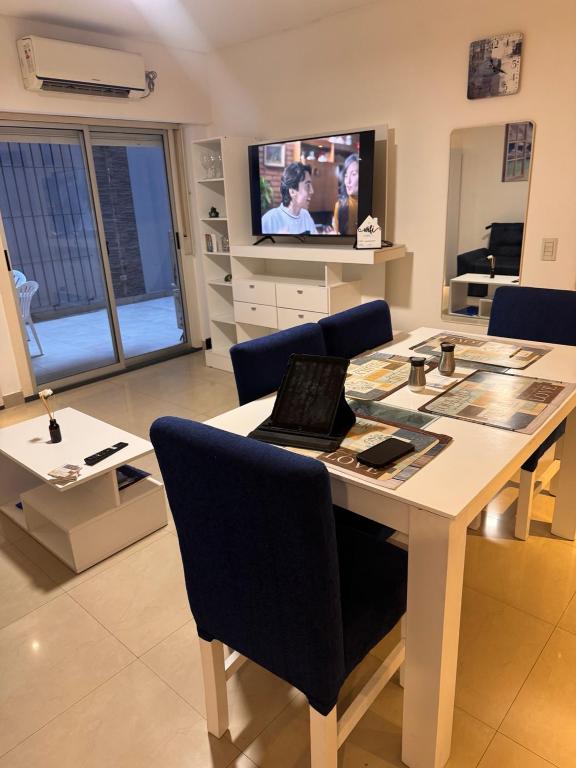 Palermo Gem -Bright & Stylish Apartment with Private Large Patio - 5