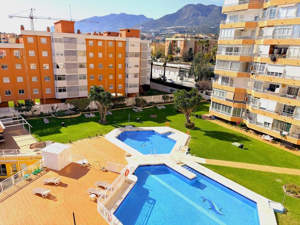 Evans Realty CO Estudio en la playa y piscina - 3