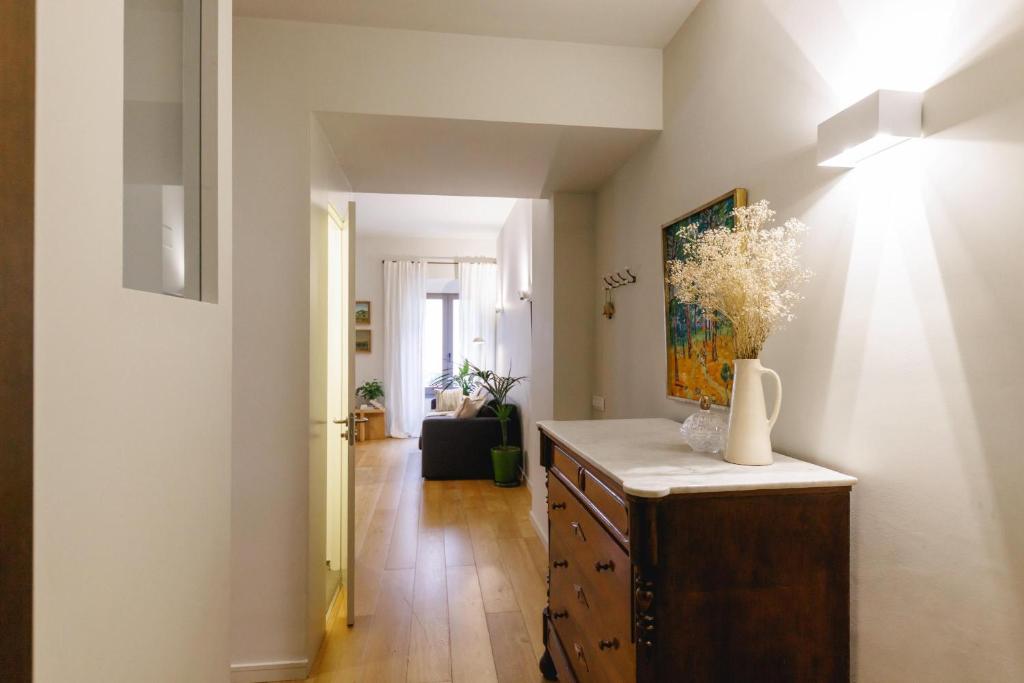 Bravissimo Nou 3, two bedroom centre apartment - 2