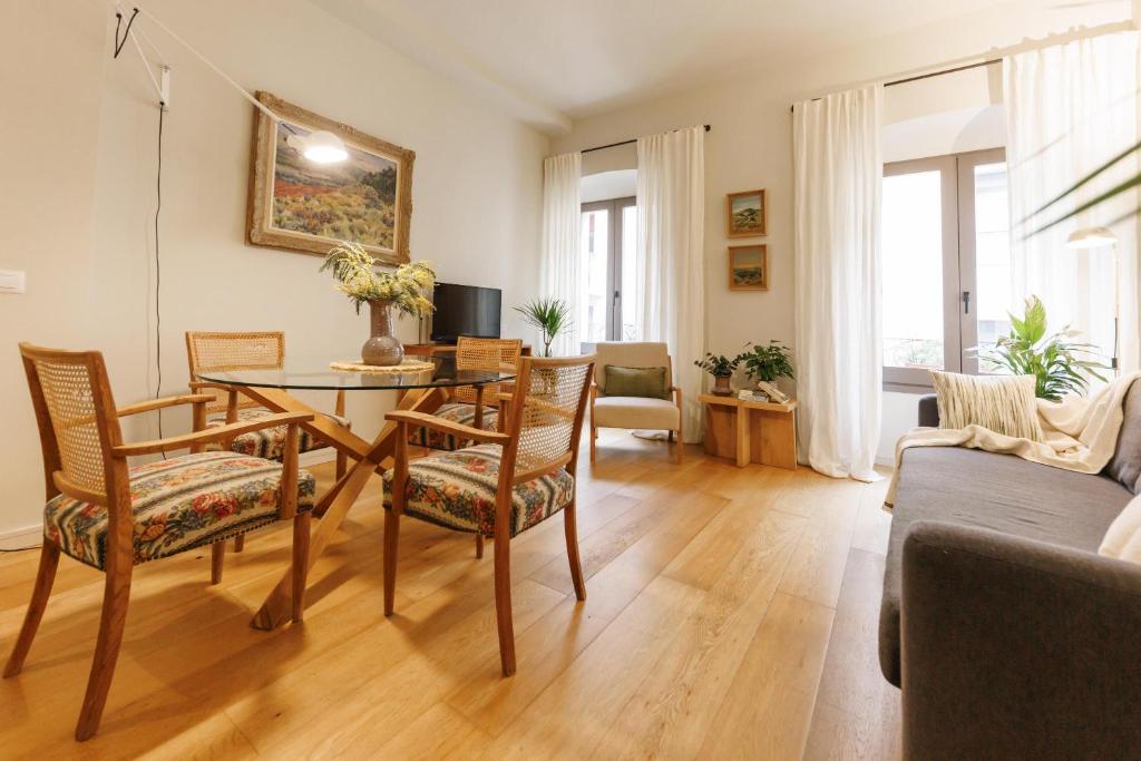 Bravissimo Nou 3, two bedroom centre apartment - 5