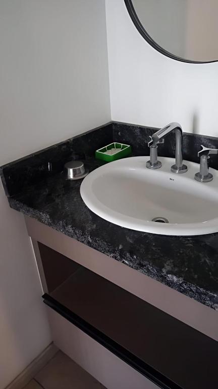 Departamento de 3 Ambientes ubicación a 3 cuadras del centro 2 Dormitorios Sum, 2 Piletas una interior Climatizada y otra exterior Templada con Solario - 3
