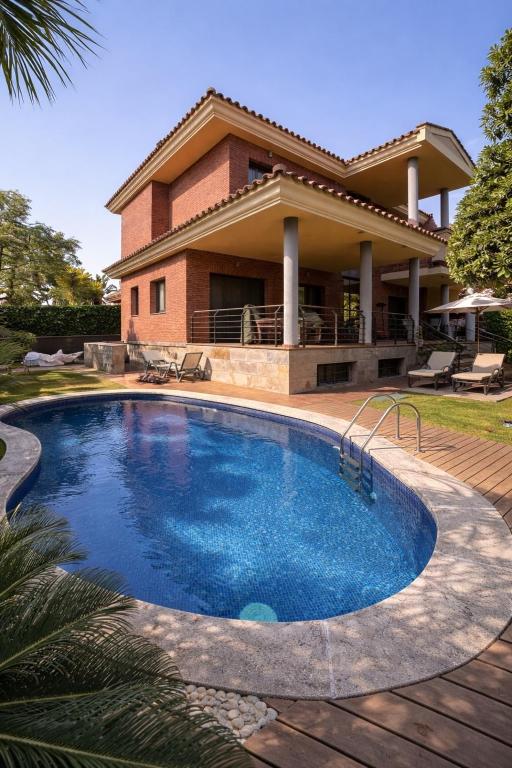 Family House experience Lux Salou - 5
