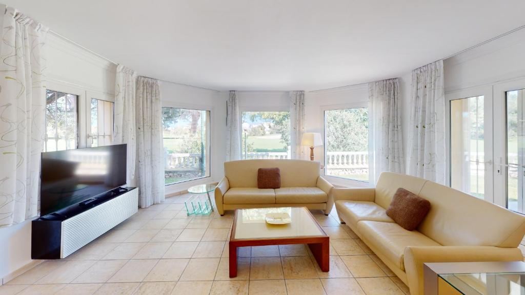 Greenview Villa by ON Travel - 4