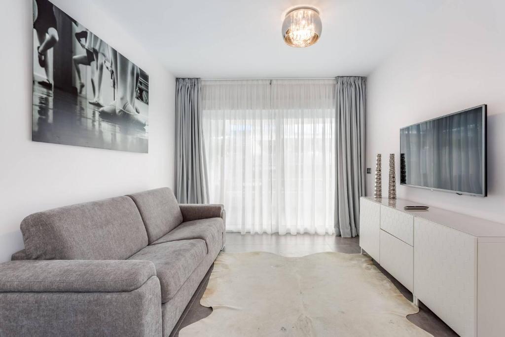 by RIVA - Designer 1 Bedroom Apartment in the Centre of Marbella - 4