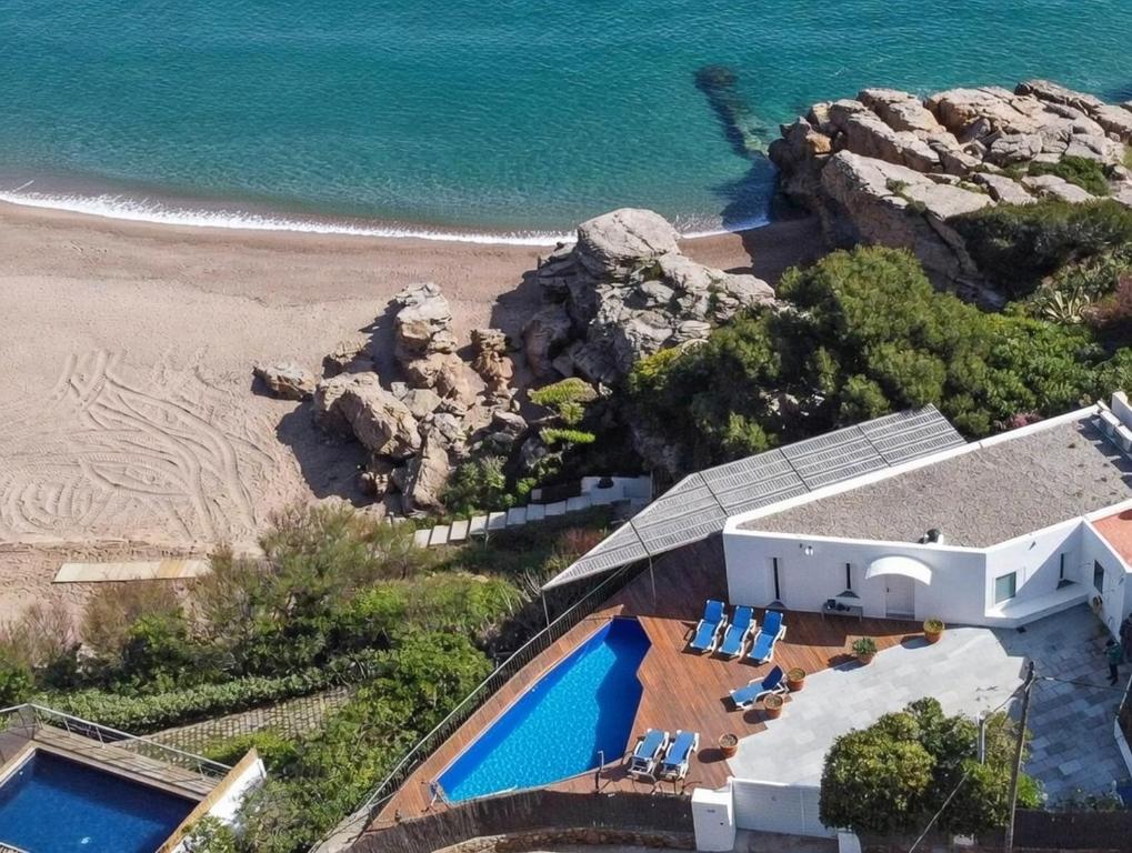Begur Beach House - Direct beach access, views & design - 1