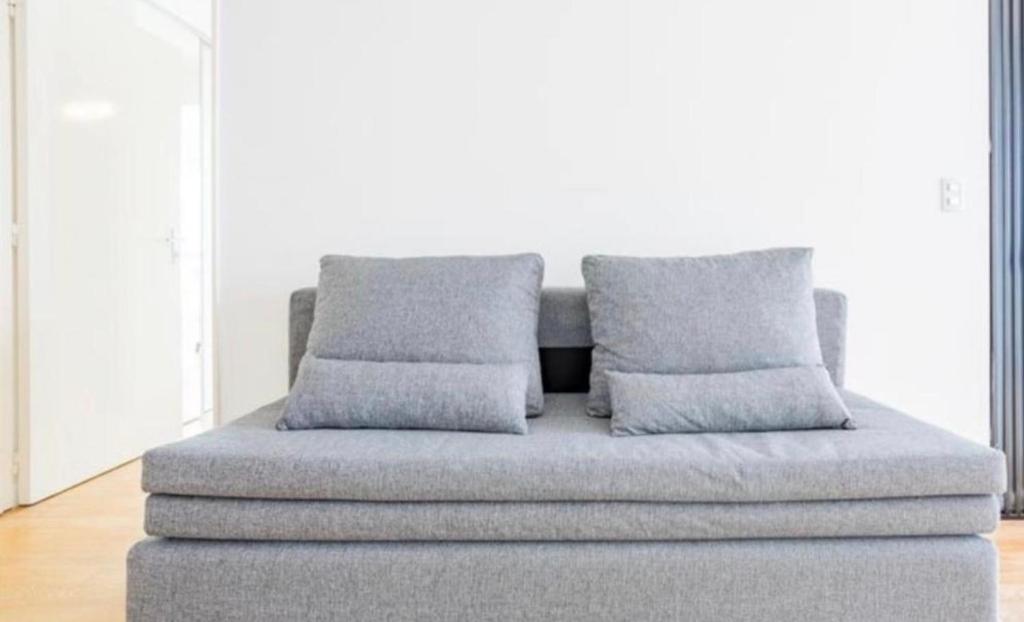 Departamento Premium en la famosa Torre Bellini, en el centro, con piscina, jacuzzi, gimnasio y vista increible a la ciudad de Buenos Aires, capacidad máxima 5 personas - 5